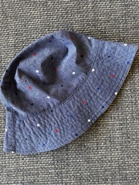 Target Kids Reversible Red, White + Blue Star Bucket Hat / White